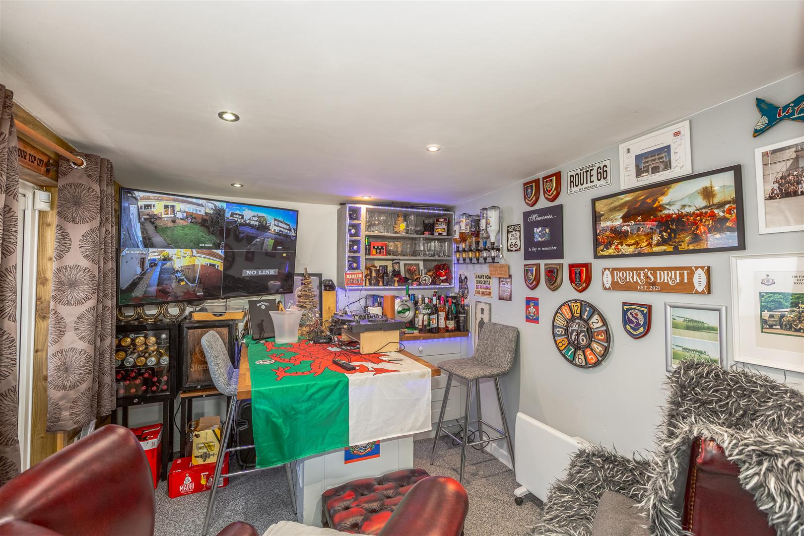 Woodfield Avenue, Pontlliw, SWANSEA, SA4 9EQ